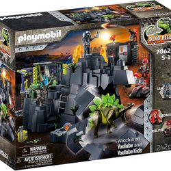 Playmobile Dino Rise 242 Piece Set