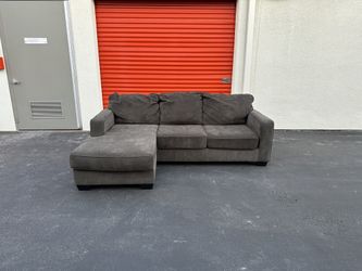 FREE DELIVERY - Modern Sofa Couch Sectional w/ Reversible Chaise - Ashley - Olive