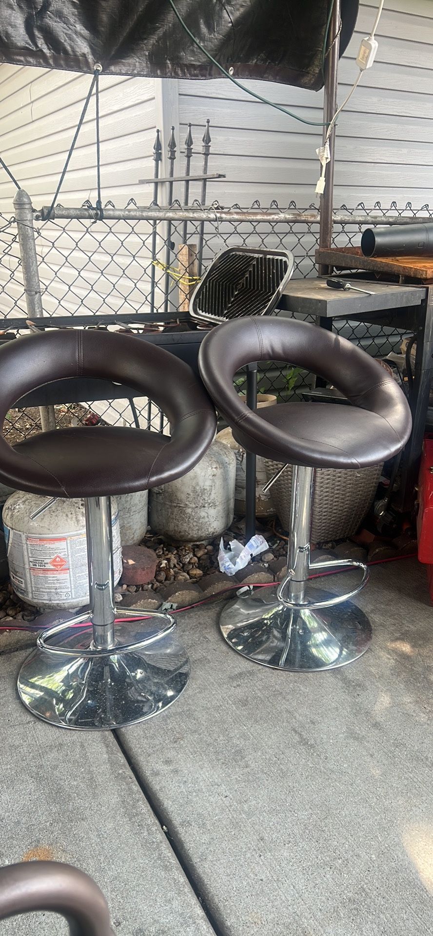 2 Chairs 