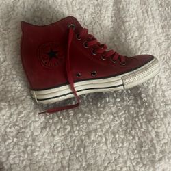 Converse Chuck Taylor Size 7 Dahlia Lux Burgundy Suede Hidden Wedge Heel