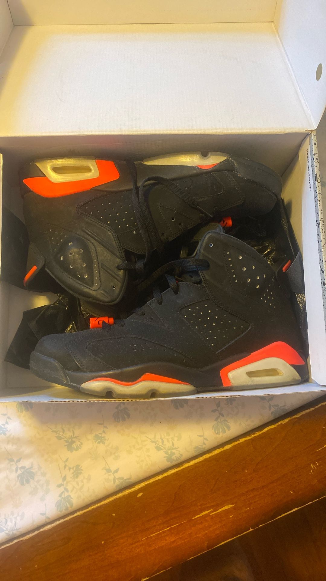 Jordan 6- Black Infrared Size 11