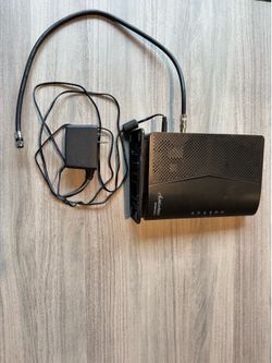 MoCA 2.0 WiFi Extender WCB6200Q