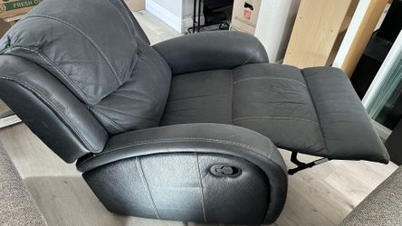 Recliner / Rocker