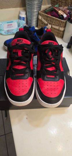 Tenis nike zise  5.5 y