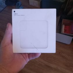 Apple USB-c Power Adapter 