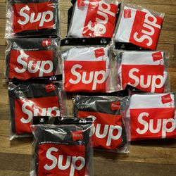 Supreme Socks