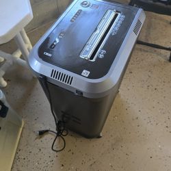 Paper Shredder Fellows 99ci