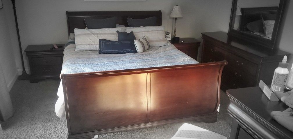 King Bedroom Set 7 Piece