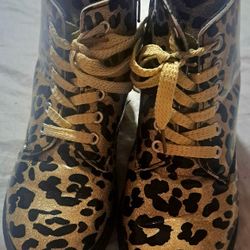 Leopard Print Zip Up Boots Grls Size 13