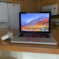 MacBook Pro i5