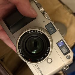 Contax G1 Full Kit 28mm, 45mm, 90mm, flash and Bag