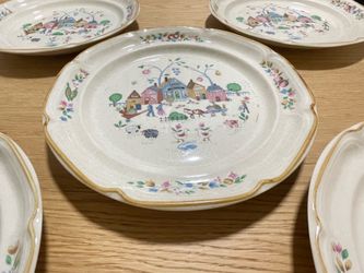 Set of 5 Vantage International HEARTLAND VILLAGE large plates