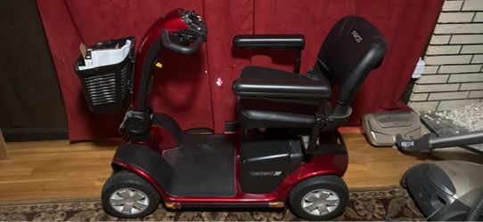Victory Scooter, Red