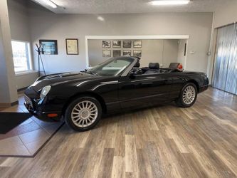 2005 Ford Thunderbird