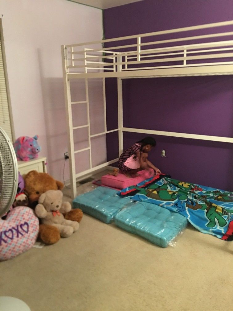 Kids/Tween Twin Bed Frame
