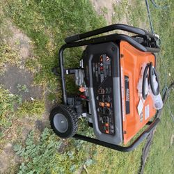 Generac 8125/6500-Watt Dual Fuel Portable Generator, Easy-To-Use Electric Start