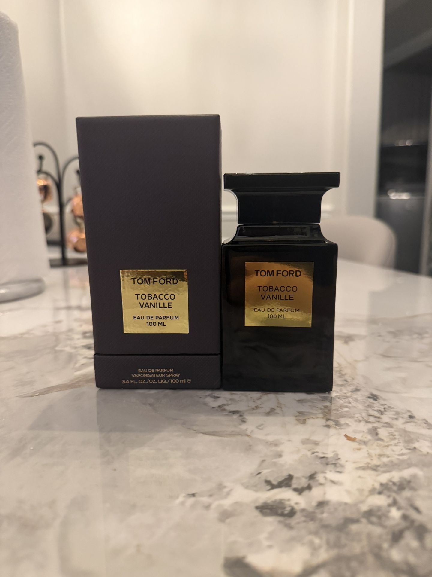 🌙 “Tom Ford Tobacco Vanille 100ml – Iconic Warm & Sweet Scent”