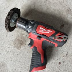 Milwaukee M12 Drill