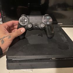 PS4 With Controller 