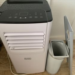 Smart Portable Air Conditioner with remote (like new!)