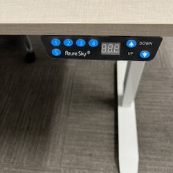 Electric Adjustable Standing Desk – Great Condition