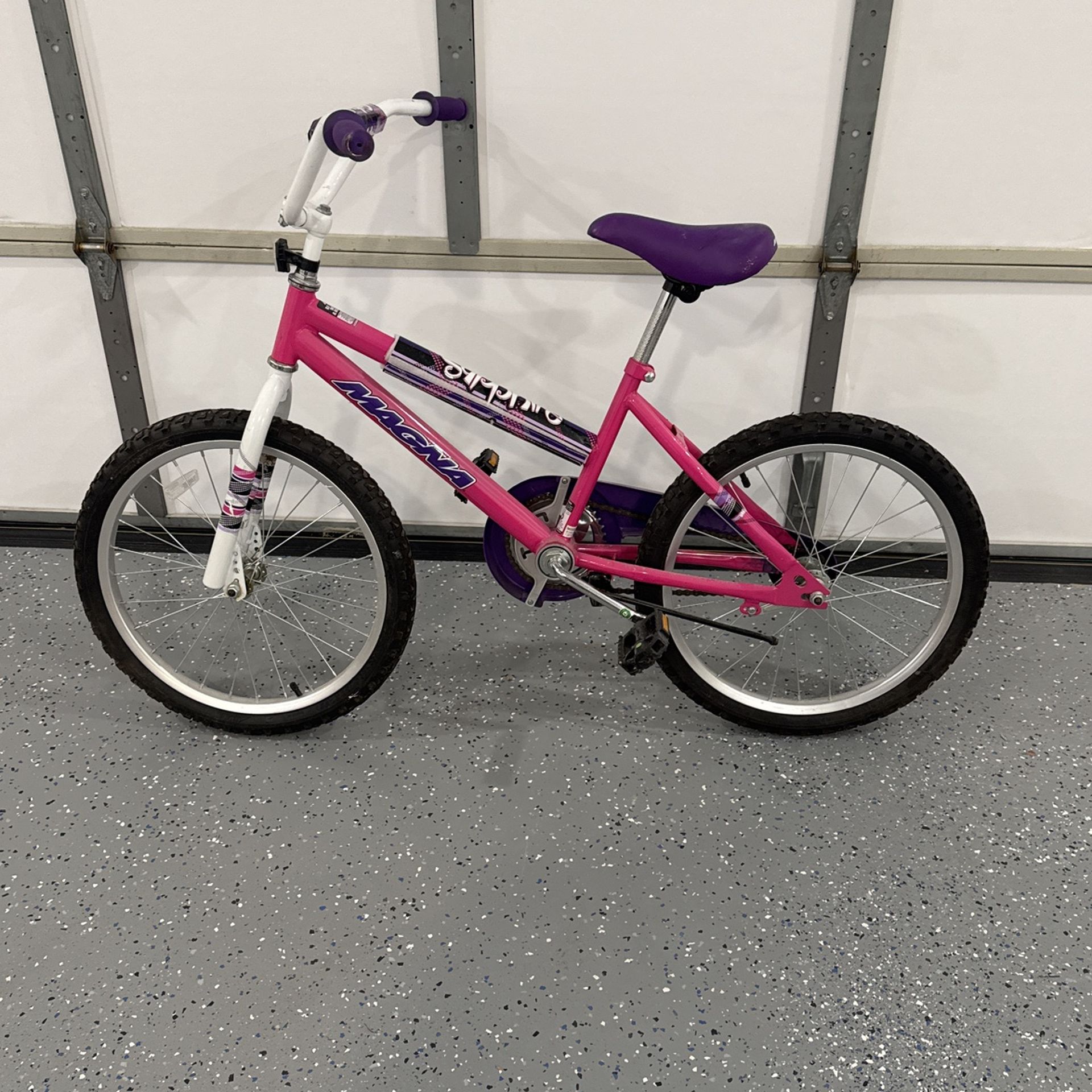 22” Girls Bike For Sale