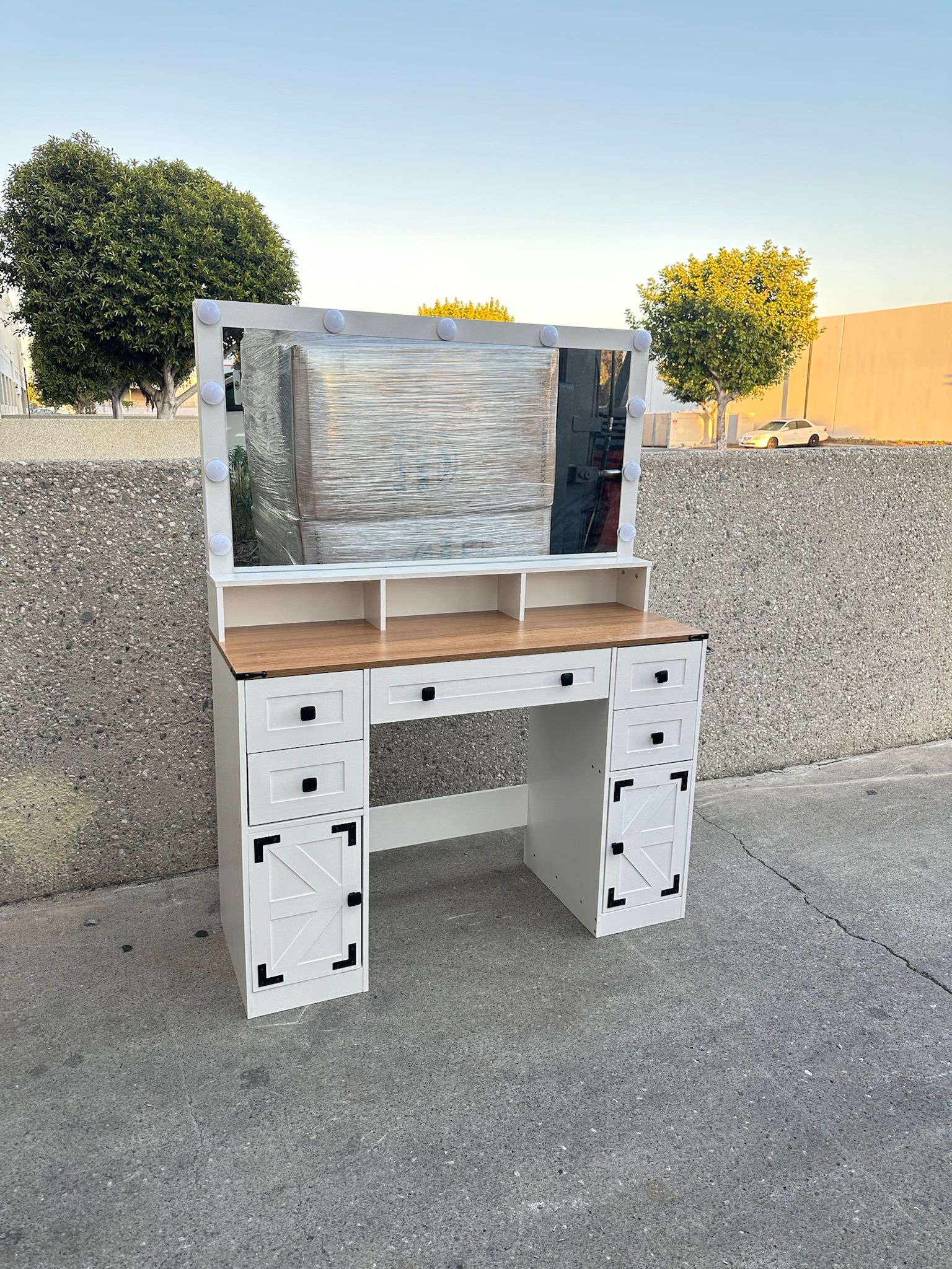 New! Vanity Desk With Mirror & Lights, Farmhouse Makeup Vanity With Power Outlet, 3 Lighting Modes, Vanity Table With 5 Drawers & 2 Cabinets