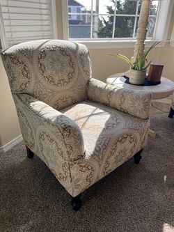 2 Chairs