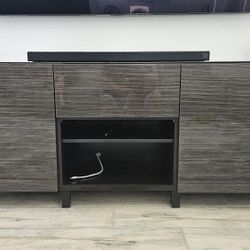 Entertainment Furniture And Organizer