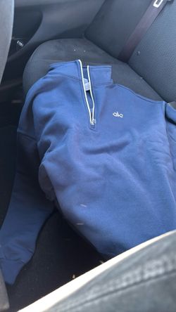 Alo Yoga Women’s Small Fleece 