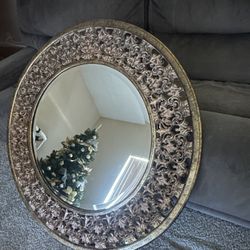 Ethan Allen Round Florentine Mirror