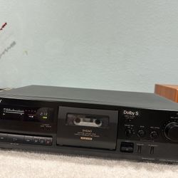 Sony TC-K615S 3 HEAD Stereo Cassette Deck DOBLY NR B-C-S. MADE IN JAPAN 