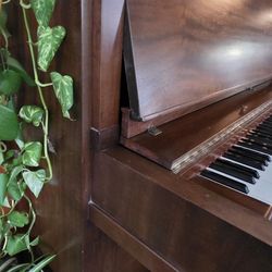 Knabe Upright Piano OBO