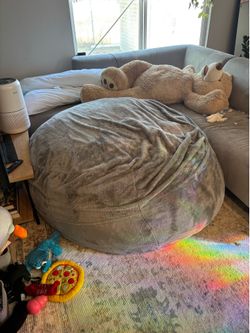 Giant beanbag
