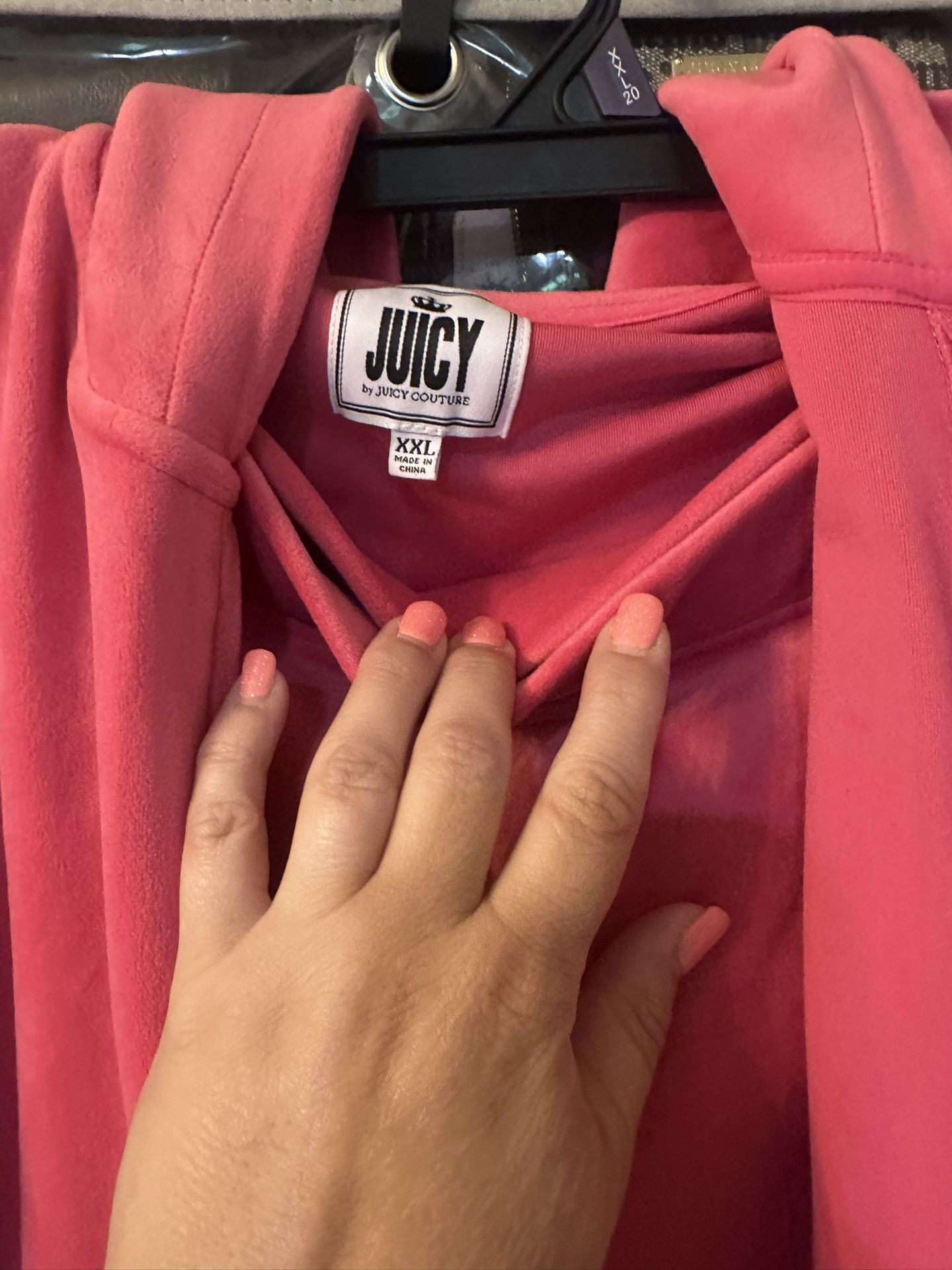 Juicy Couture Jogger Outfit