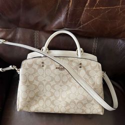 Original Coach Purse / NEW