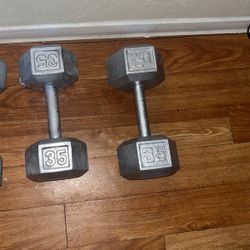 Dumbbell 