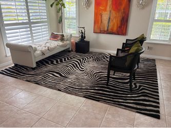 Zgallerie Rug
