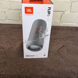 JBL Flip 6 Portable Bluetooth Speaker 