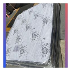 King size mattress / Colchon