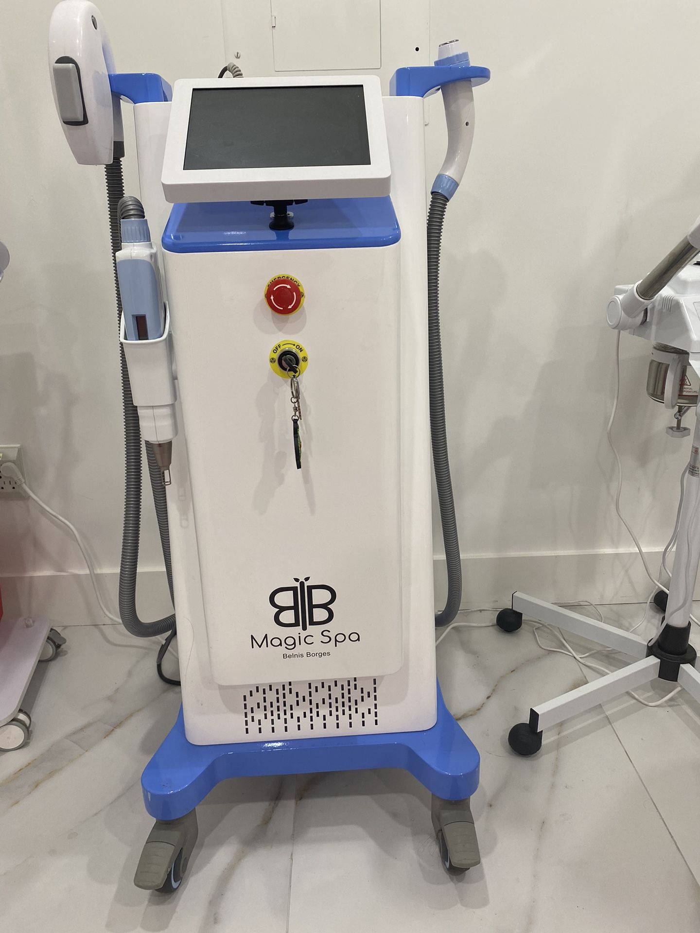 Máquina De Láser IPL, Brazo NdYAG y Radio Frecuencia