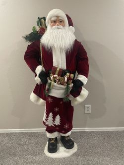 Life sized Santa Claus Statue