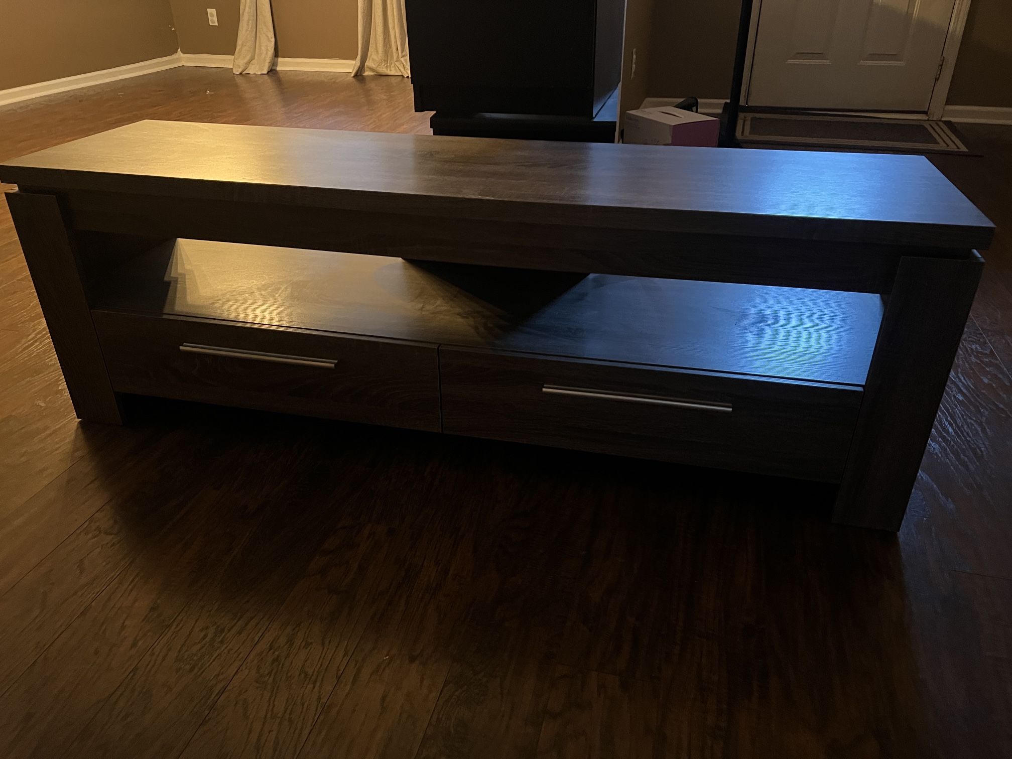 Tv stand
