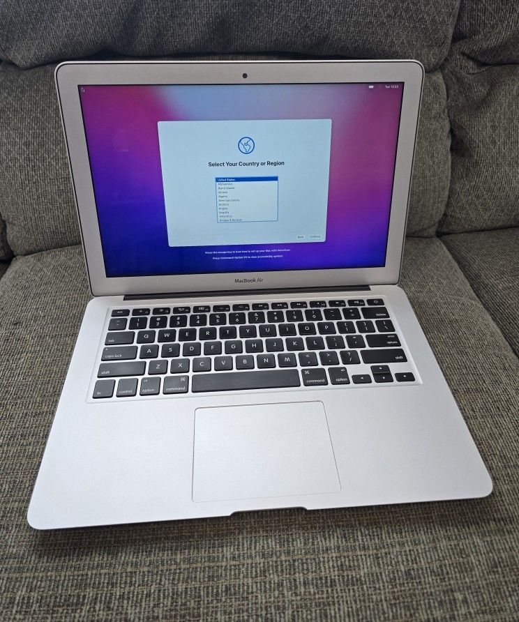 Macbook Air Laptop