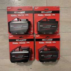 Milwaukee 12.0 Forge Batteries 