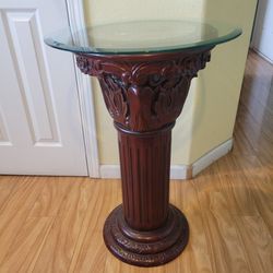 Pedestal Table In Very Guc