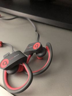 Powerbeats Wireless