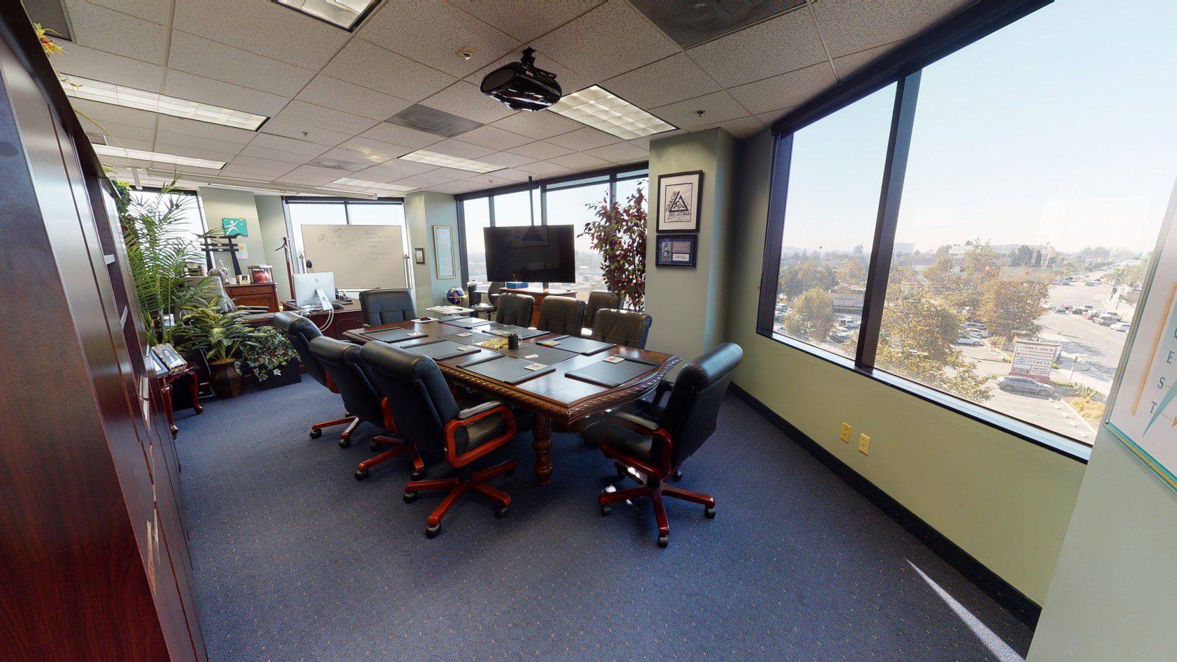 Office Space Available: Long Beach