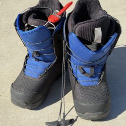 Burton Concord Smalls Kids Snowboard Boots, Size 5