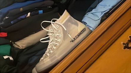 Converse off white vulcanized no box worn once